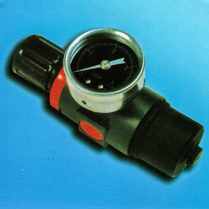 CCJ X 气压控制器